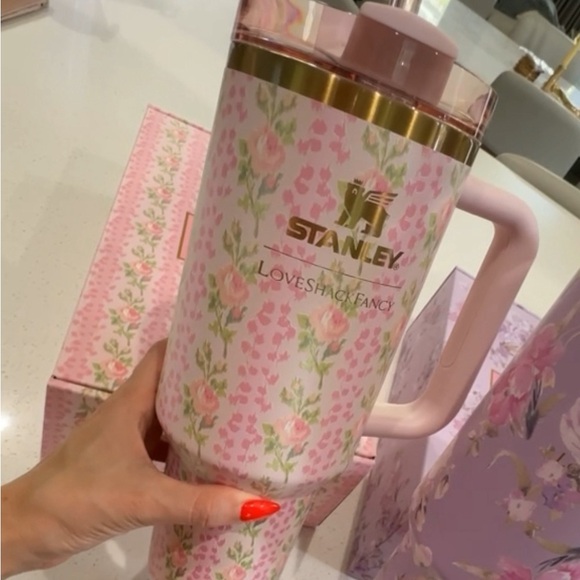 Stanley Love Shack Fancy 40oz Quencher - Picture 2 of 2